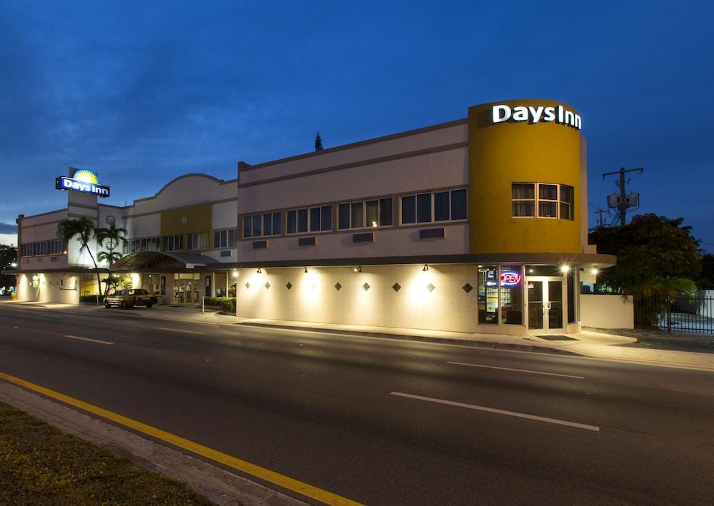 迈阿密/机场北戴斯酒店 迈阿密泉 外观 照片